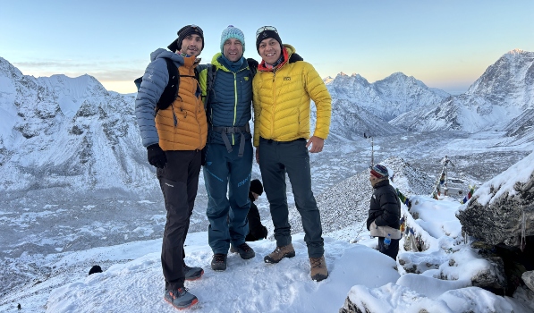 Trek from Gorak Shep 5,140m to Kala Pathar and again to Dzonglha 4,800m