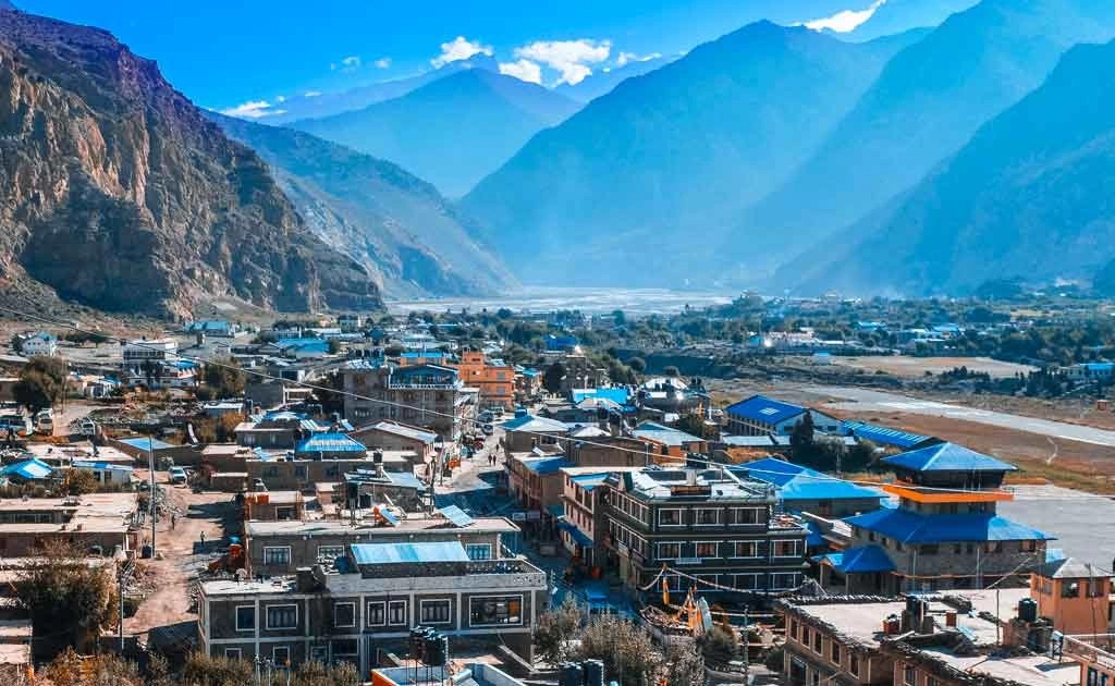 Trek to Jomsom (2,720 meters)