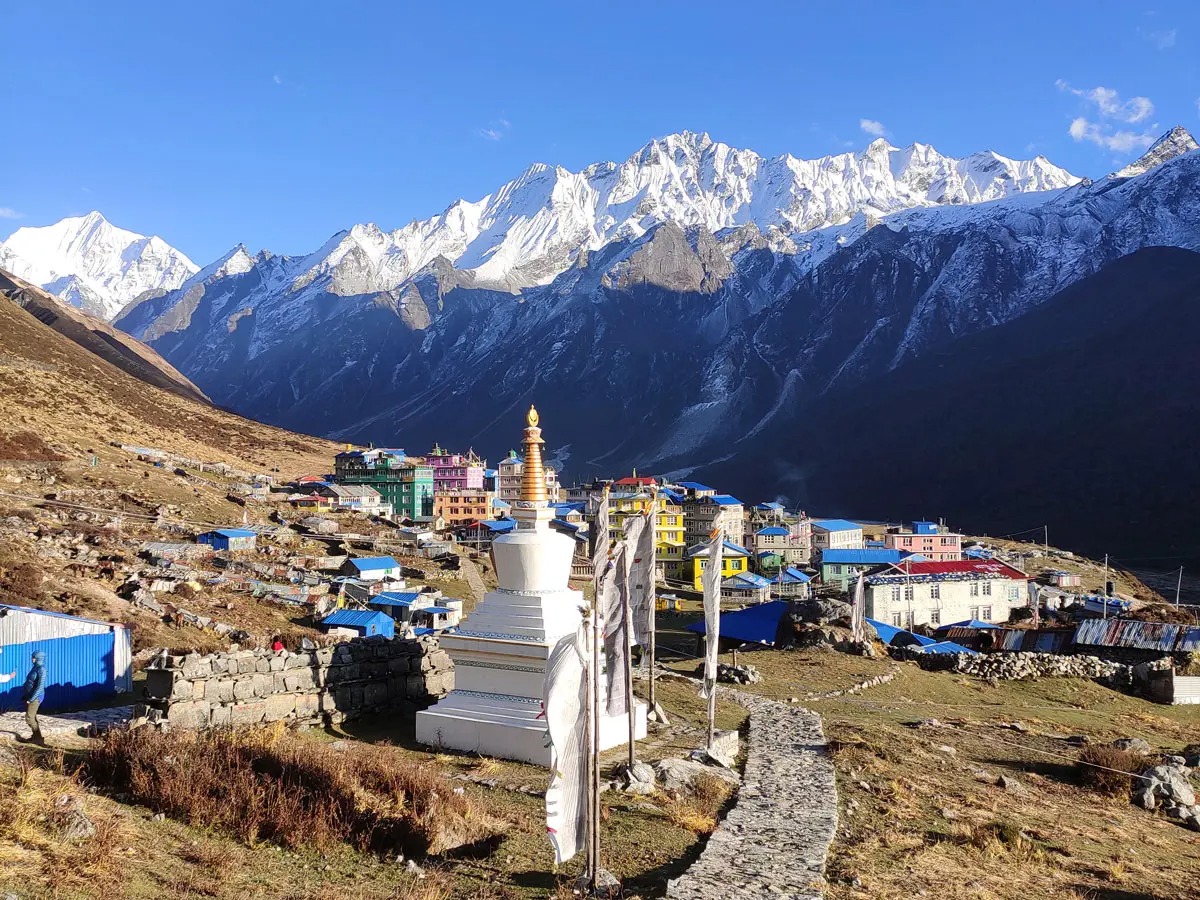 Trek from Langtang Village to Kyanjin Gompa  (3870 m)