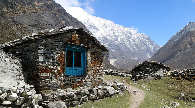 Trek from Naa to Dongang 2,800m