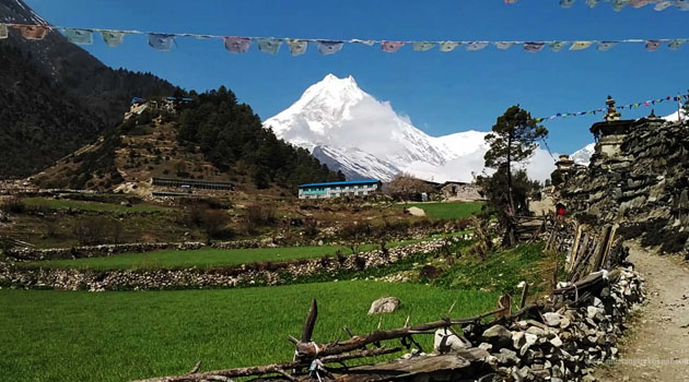 Trek from Namrung to Shyala Village (3,500)