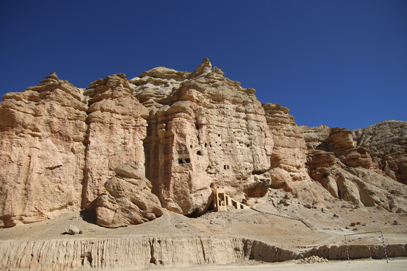 Trekking to the Chossar Caves: It Is Turning Leaves Back into History